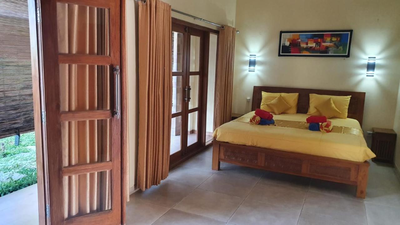 Rosseno Villa Yogyakarta Exterior photo