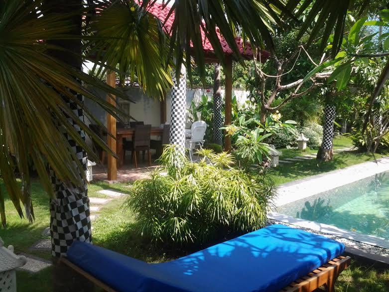 Rosseno Villa Yogyakarta Exterior photo