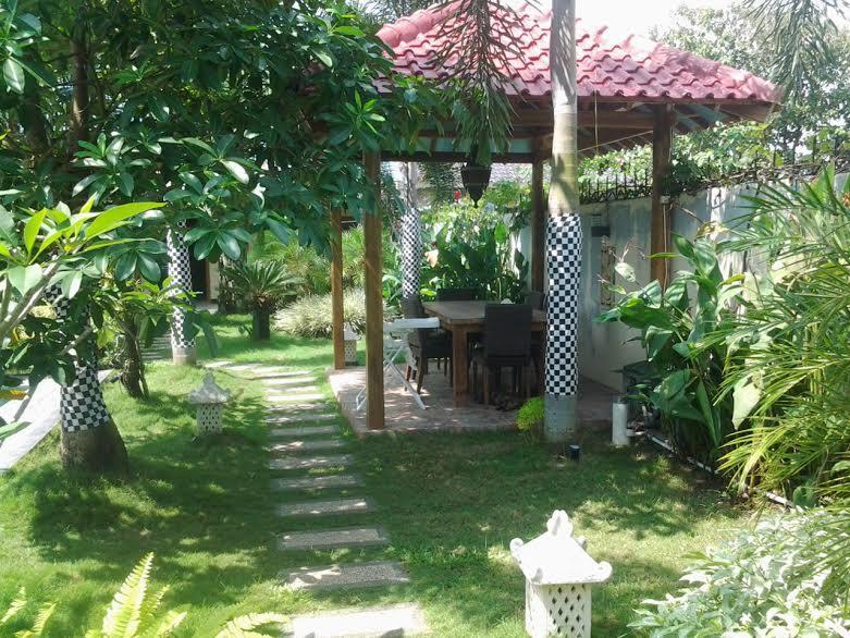Rosseno Villa Yogyakarta Exterior photo